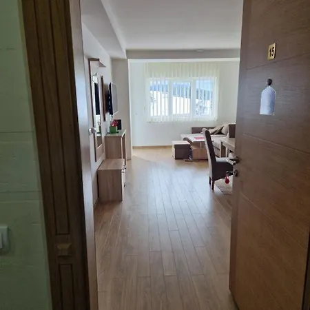 Gondola Helena Premium アパート *