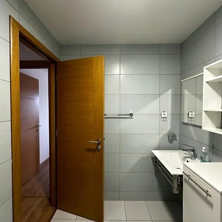 Gondola Helena Premium アパート