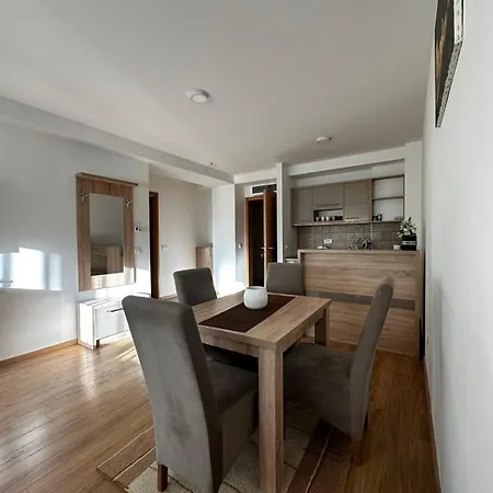 Gondola Helena Premium アパート *